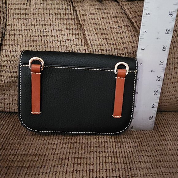Dooney and Burke waist bag - Picture 3 of 6